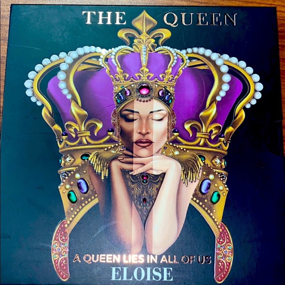 The Queen Eye Shadow Palette